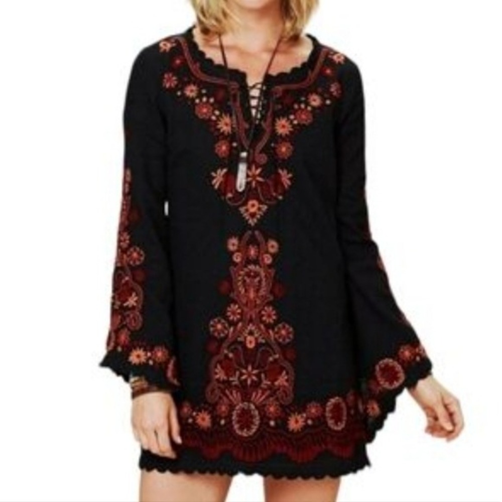 Free People Black Embroidered Lace Up Bell‎ Sleeve Boho Mini Dress Size 2